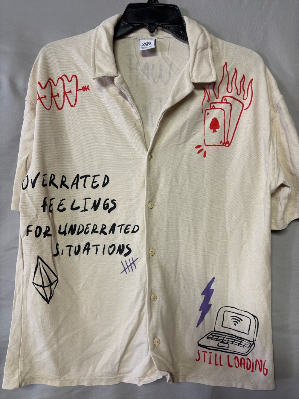 Zara Cream Short-Sleeve Button-Up Shirt with Red & Purple Graphics